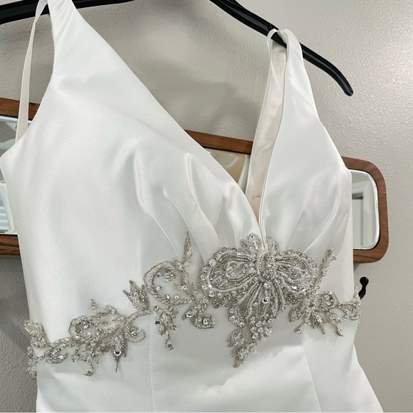 Allure Bridals 8432 Wedding Dress Size 6. Great Condition! - Picture 4 of 10